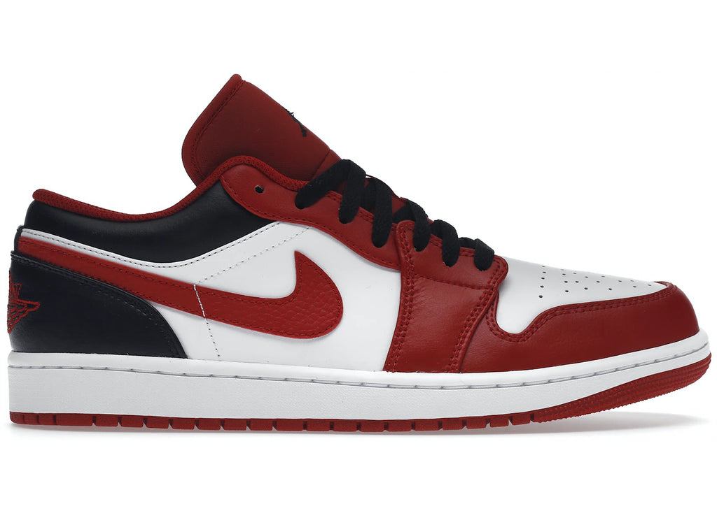 Air Jordan 1 Low Bulls 42nd Street