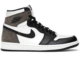 Air Jordan 1 Retro High Dark Mocha (2020)